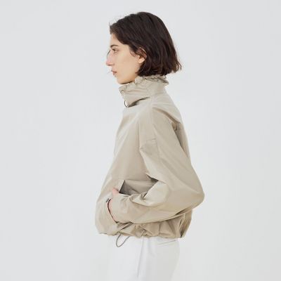 メモリータフタ ハイネックショートブルゾン | GALERIE VIE (Women