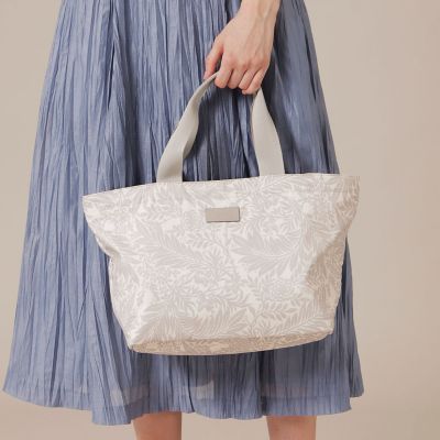 eclat5月号掲載】レインタフタプリントトートバッグ 