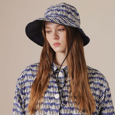 レインタフタプリントリバーシブルハット | MACKINTOSH LONDON (Women