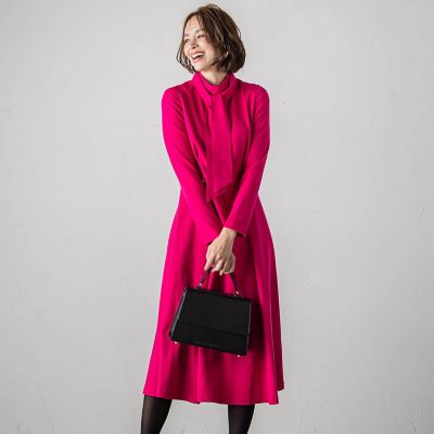 ＜Viaggio Blu (Women)＞【ＷＥＢ限定カラーあり／新色追加】ルミナリー圧縮スムースワンピース