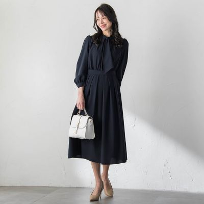 極美品❤︎ブルーレーベル シャンブレー Aライン ワンピース ボウタイ ストレッチ ボウタイシャンブレーワンピース | Viaggio Blu (Women)/ビアッジョ
