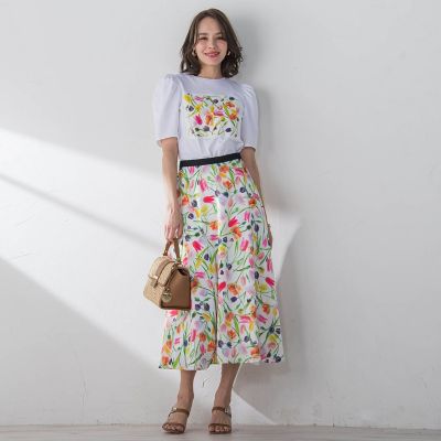 フラワープリントＴシャツ≪洗濯機で洗える≫