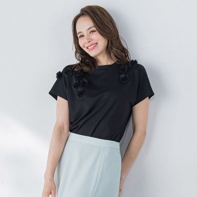 ＜Viaggio Blu (Women)＞フラワーモチーフカットソー≪手洗い可能≫