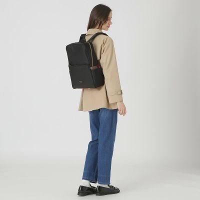 ナイロンスクエアバックパック | BLUE LABEL CRESTBRIDGE (Women