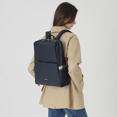 ナイロンスクエアバックパック | BLUE LABEL CRESTBRIDGE (Women