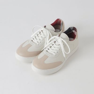 ＜BLUE LABEL CRESTBRIDGE (Women)＞ベーシックスニーカー