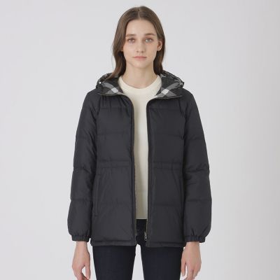 ＜BLUE LABEL CRESTBRIDGE (Women)＞【１０ｔｈ　ＡＮＮＩＶＥＲＳＡＲＹ】【はっ水】ストレッチタフタリバーシブルダウンコート