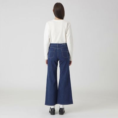 ストレッチデニムフレアパンツ | BLUE LABEL CRESTBRIDGE (Women
