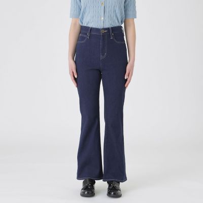 ＜BLUE LABEL CRESTBRIDGE (Women)＞【ＢＬＵＥ　ＬＡＢＥＬ　ＤＥＮＩＭ】フレアデニム
