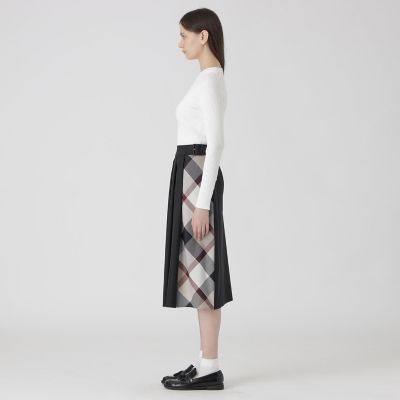 シャルマンストレッチツイルフロントプリーツスカート | BLUE LABEL