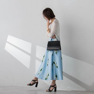 スズラン刺繍サーキュラースカート | Viaggio Blu (Women