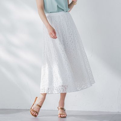 【SALE】Viaggio Blu (Women)/ビアッジョブルー ミニフラワーチュールレーススカート&#8810;洗濯機で洗える&#8811; 01ホワイト ロングスカート【三越伊勢丹/公式】