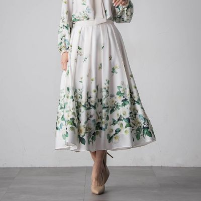 ＜Viaggio Blu (Women)＞クリスマスローズスカート