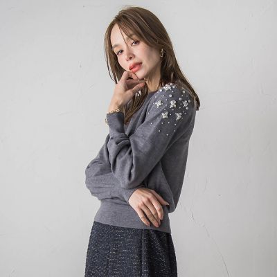 ＜Viaggio Blu (Women)＞ショルダービジューニット