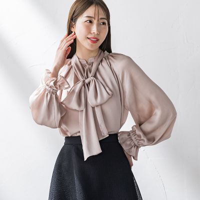 サテン楊柳ボウタイブラウス≪洗濯機で洗える≫