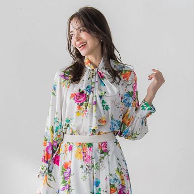 ビッグフラワーブーケブラウス | Viaggio Blu (Women)/ビアッジョ 