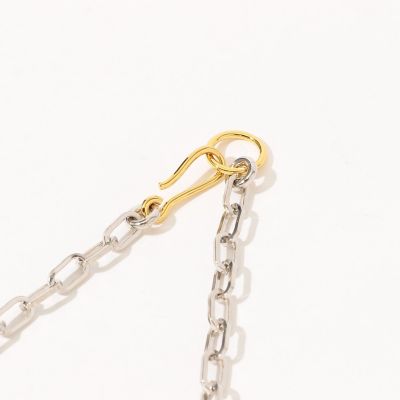 ＬＡＵＲＡ　ＬＯＭＢＡＲＤＩ　ＦＡＲＡ　ＮＥＣＫＬＡＣＥ