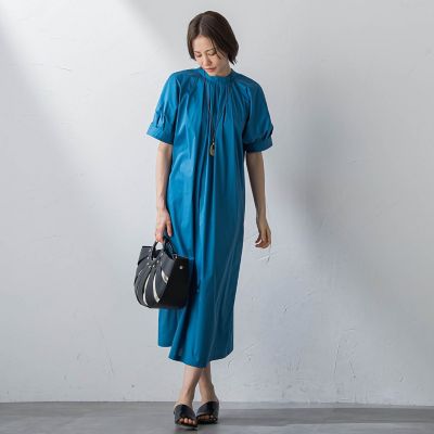 【ＷＥＢ限定】防シワベルト付きネックギャザーワンピース≪洗濯機で洗える≫
