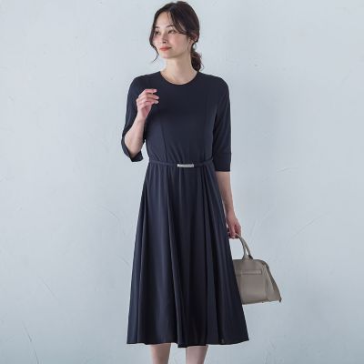 ５分袖フィット＆フレアーワンピース≪洗濯機で洗える≫