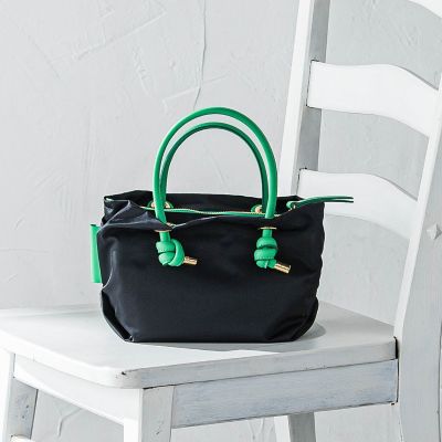 【ＷＥＢ限定】【ＶＩＯＬＡｄ’ＯＲＯ】ノットハンドルナイロントートＸＳ　ＢＩＡＮＣＡ　／　Ｖ－２１９７