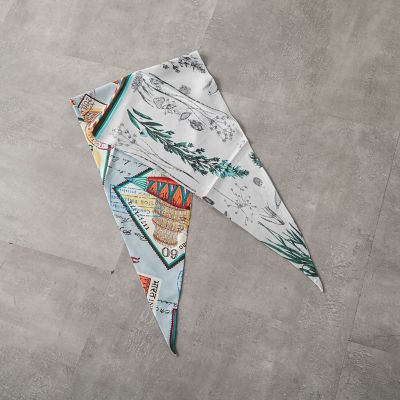 【ＷＥＢ限定】【ｍａｎｉｐｕｒｉ】ダイヤ型スカーフ