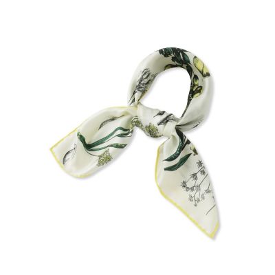 【ＷＥＢ限定】【ｍａｎｉｐｕｒｉ】シルクスカーフ６５