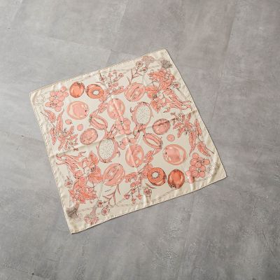 【ＷＥＢ限定】【ｍａｎｉｐｕｒｉ】シルクスカーフ６５