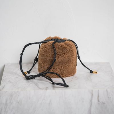 LAUTREAMONT (Women)/ロートレアモン【VIOLAd'ORO】ボア巾着ミニバッグ ELMO/V-8925 10ブラウン 旅行用かばん・バッグ【三越伊勢丹/公式】