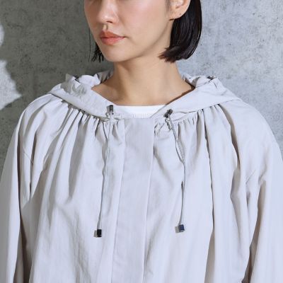 美品◯デプレ　３万　エアリーオーガンザ フーデッドブルゾン　ホワイト 美品◯デプレ 3万 エアリーオーガンザ フーデッドブルゾン