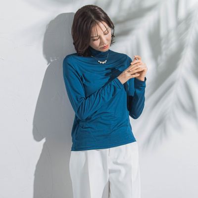 ☆タグ付き新品☆ニジュウサンクスポーツ 吸汗速乾 タートルネック カットソー WEB限定】吸湿発熱 なめらかタートルカットソー≪洗える