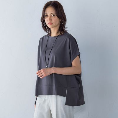 ラウンドヘムフライスカットソー≪手洗い可能≫