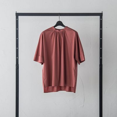 クールタッチギャザーネックカットソー≪洗濯機で洗える≫