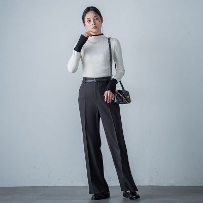 【ＷＥＢ＆一部店舗限定】袖配色モックネックニット