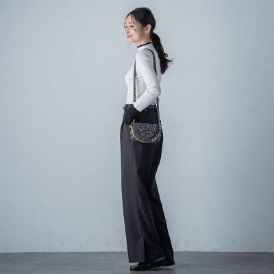 【ＷＥＢ＆一部店舗限定】袖配色モックネックニット