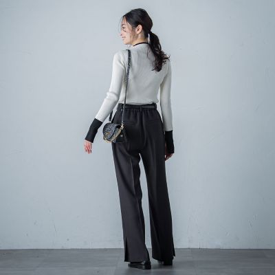 【ＷＥＢ＆一部店舗限定】袖配色モックネックニット