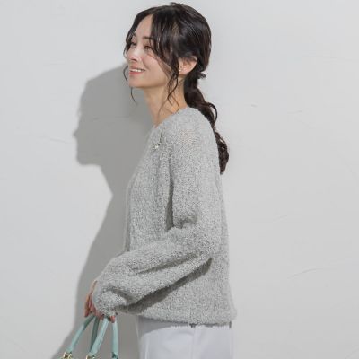 タグ付き✨アパルトモン LABRADOR Vネックプルオーバー タグ付き✨アパルトモン LABRADOR Vネックプルオーバー