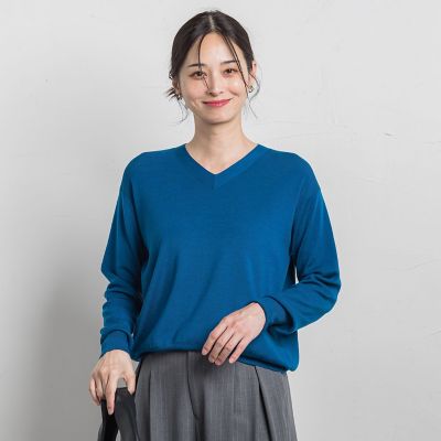 ＜LAUTREAMONT (Women)＞Ｂｒｉｓｂａｎｅ　Ｖネックニットプルオーバー≪１１号あり≫
