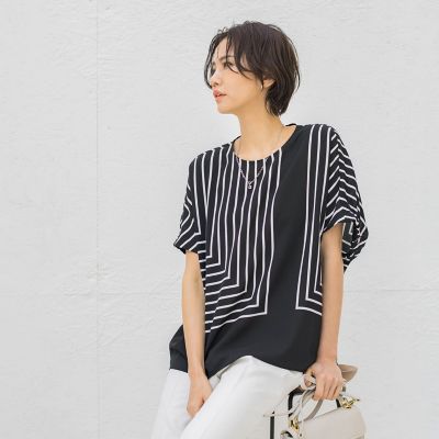 ＜LAUTREAMONT (Women)＞パネルプリントブラウス≪洗濯機で洗える≫