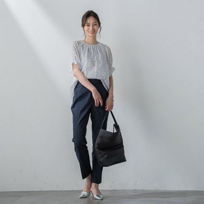 【ＷＥＢ＆一部店舗限定】シアータックネックブラウス≪洗濯機で洗える≫