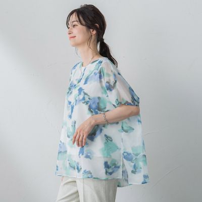 ぼかし柄プリントブラウス≪洗濯機で洗える≫
