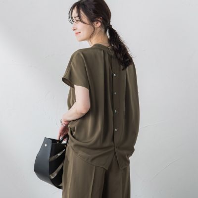 【ＷＥＢ限定】リラックス×きれいサテン半袖ブラウス≪接触冷感／洗える≫