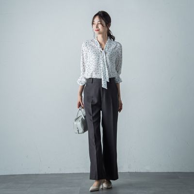 585* 新品 今季 新作 自由区 アムンゼンジャージー ブラウス 38 585* 新品 今季 新作 自由区 アムンゼンジャージー ブラウス 38