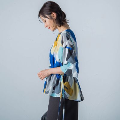 アートプリントブラウス≪洗濯機で洗える≫