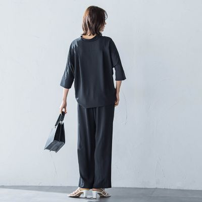 【一部店舗限定販売】キレイ×リラックス　スキッパーブラウス≪洗濯機で洗える≫