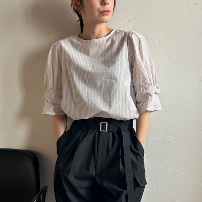 【ＷＥＢ限定】ラメストライプ袖タックブラウス　≪手洗い可能≫