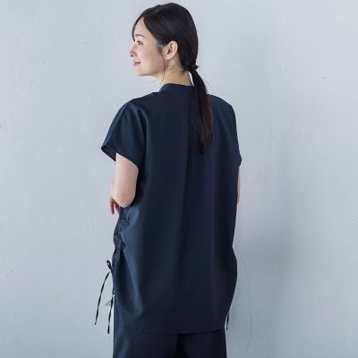 【ＷＥＢ限定】フィルムストライプギャザーブラウス　≪手洗い可能≫