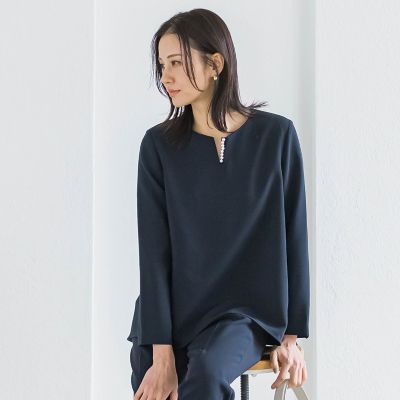 トリクシオンキーネックブラウス≪セットアップ対応／洗濯機で洗える