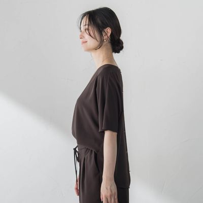 ≪シリーズ累計2万枚突破！≫【涼・美・楽】Vネックブラウス