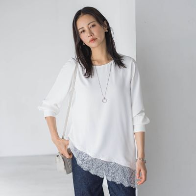 ≪＋1でトレンドライク≫サテンアシメヘムレースブラウス