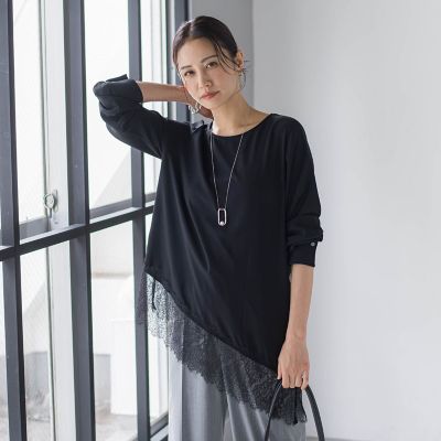 ≪＋1でトレンドライク≫サテンアシメヘムレースブラウス